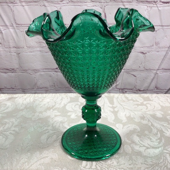 Vintage Diamond Cut Ruffled Edge Teal Pedestal Glass Candy Dish - Picture 4 of 8